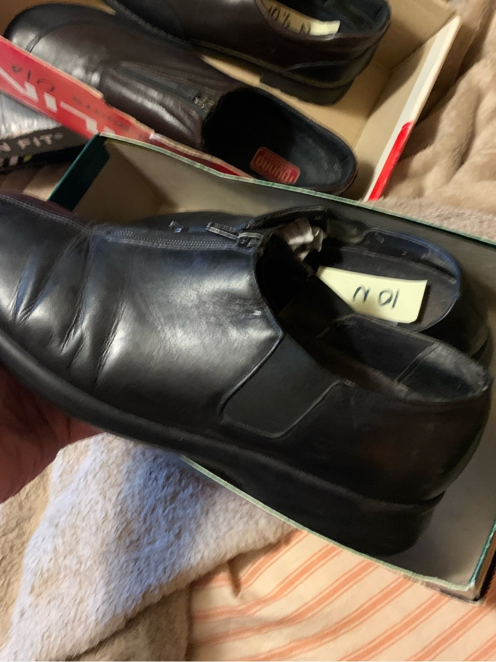 Munro leather slip on wmns dress shoe Excellent like